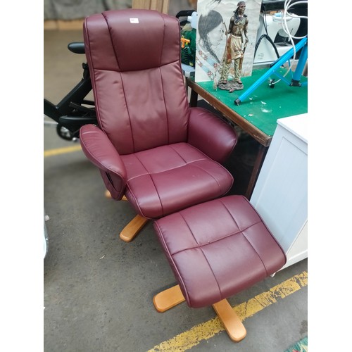 255 - Stressless leather relaxer chair with matching stool