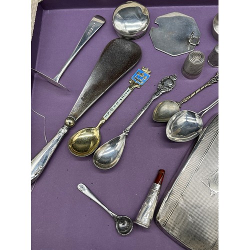 113 - Collection of loose scrap silver includes preserve lids, Thimbles, Sterling silver and enamel Hesten... 