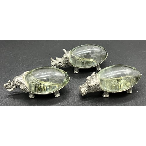 131 - Three vintage Ngwenya glass and pewter animal sculptures. Include Rhino, elephant and hippo. [7.5cm ... 