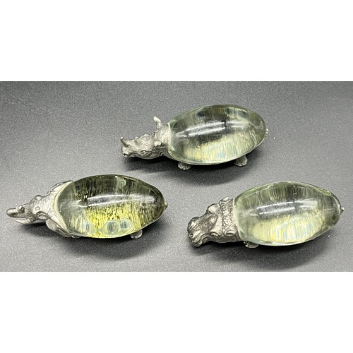 131 - Three vintage Ngwenya glass and pewter animal sculptures. Include Rhino, elephant and hippo. [7.5cm ... 