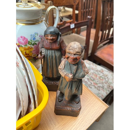 128A - Collection of collectables to include two hand carved figures, Meissen style tea pot and part tea se... 