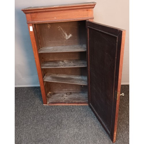 330 - 19th century wall cupboard/bookcase, with key. [98x58x22cm]