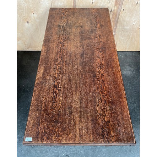 440 - Antique oak kitchen table/prep table, the rectangular surface above a frieze drawer raised on turned... 