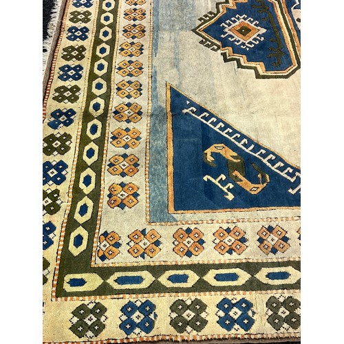 375 - Large Turkish carpet/rug [387cm x 316cm]