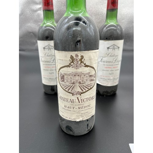 230 - Five bottlings of Wine, Chateau Lagrange 1975, 1982 Chateau Lalande Saint Julien, Chateau Fourcas Du... 