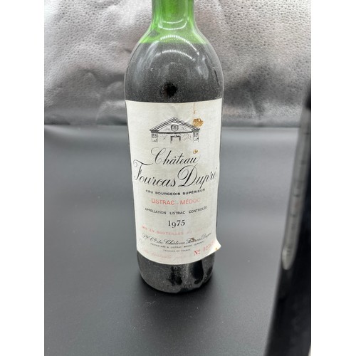 230 - Five bottlings of Wine, Chateau Lagrange 1975, 1982 Chateau Lalande Saint Julien, Chateau Fourcas Du... 