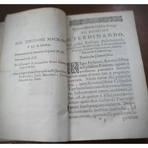 271 - Macrobius (Aur. Theod, Macrobii Orera Cum Notis. 1670