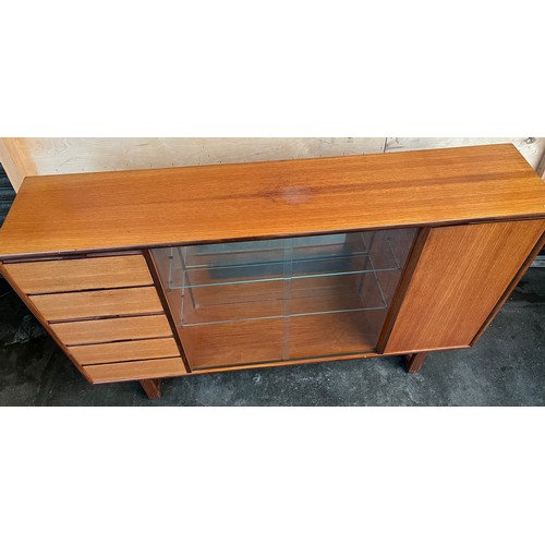 313 - Mid-century 1970's Danish Influence Teak bookcase/ display cabinet. [94x153x33cm]