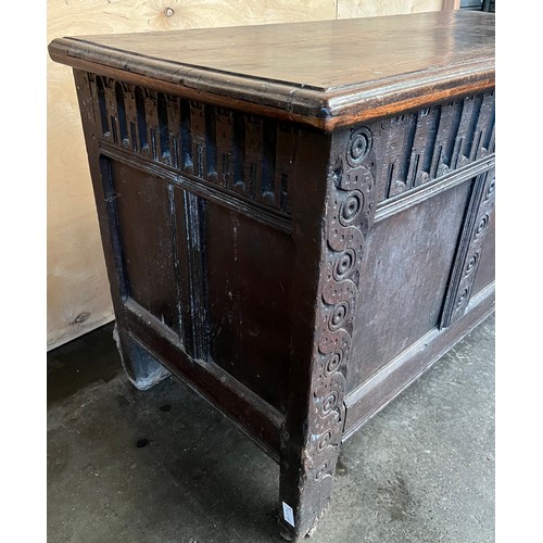 309 - 18th/19th century trunk, the rectangular lift up top, above a carved base raised on block legs [71X1... 