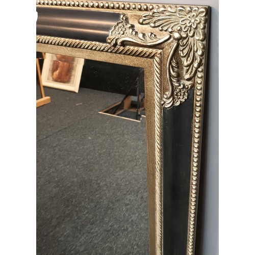 177 - Decorative carved mirror [95x69cm]