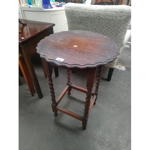 285 - 1900s barley twist table