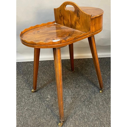 792 - 20th century Smokers table. [60cm high]