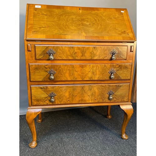 780 - 20th century three drawer bureau [104x76x43cm]