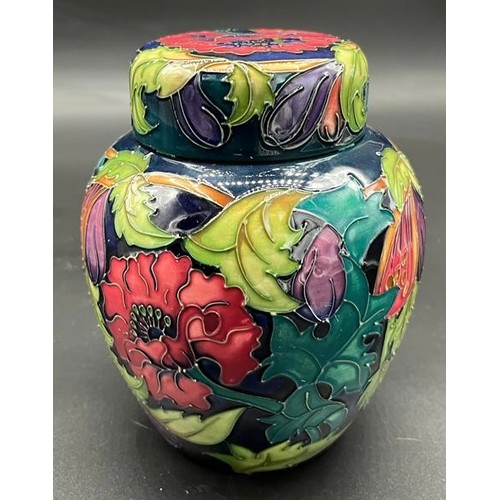 555 - Limited edition Moorcroft lidded preserve pot. Designed by Rachel Bishop. 'Othello' [226/500] [15.5c... 