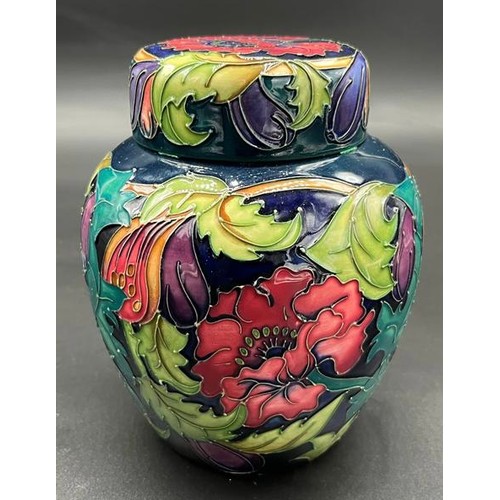 555 - Limited edition Moorcroft lidded preserve pot. Designed by Rachel Bishop. 'Othello' [226/500] [15.5c... 