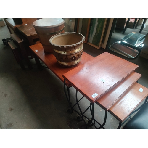 488 - Modern coffee table together with nest of tables together with 2 planters