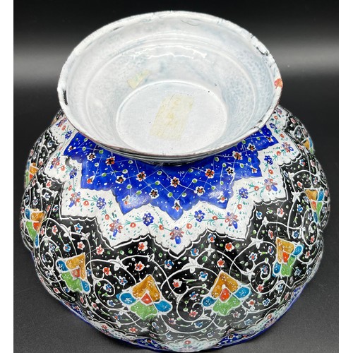 544 - Chinese Qianlong Canton enamel bowl and dish. [Dish- 29cm in diameter] [Bowl- 22cm in diameter]