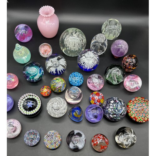 594 - A Quantity of mixed art glass paperweights to include Selkirk glass, Caithness, Edinburgh and Strath... 