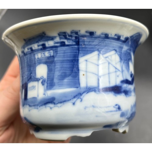 604 - A Collection of antique Chinese porcelain wares. Jiangxi Ciye Gongsi blossom tree design brush pot. ... 