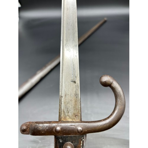 532 - 1876 French Bayonet with scabbard.