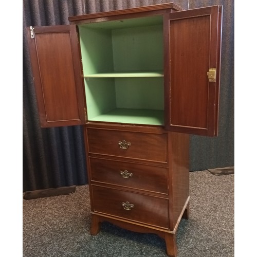 813 - 19th Century Small linen press with 3 fitted drawers. [123x52x40cm]