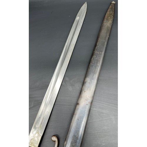 817 - 1909 Modelo Argentino military Bayonet with scabbard. Solingen blade.