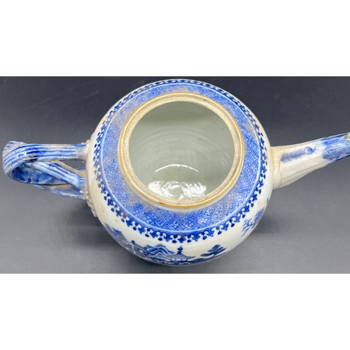 726 - 19th century blue and white teapot design in an oriental manner. [As Found]