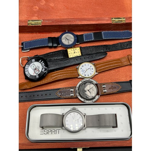 25 - A collection of various watches to include Pulsar quartz, Fossati, Times Money watch, Seiko Quartz w... 