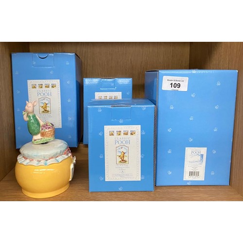 109 - A Selection of Boxed Winnie The Pooh Border Fine Arts music figures