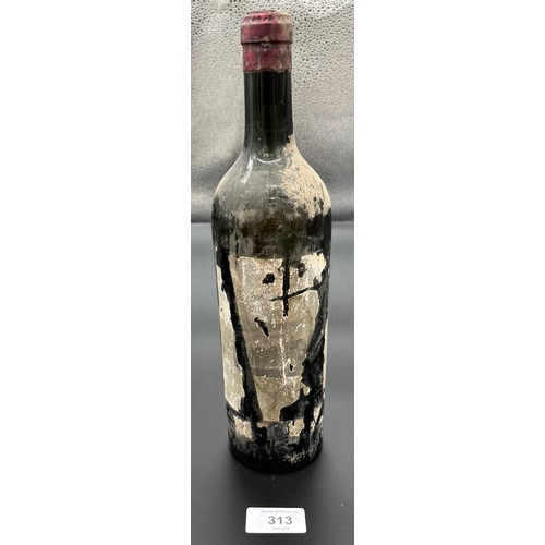 346 - A bottling of 1917 Chateau des Mirails, This prestigious wine was bottled during the Russian Revolut... 