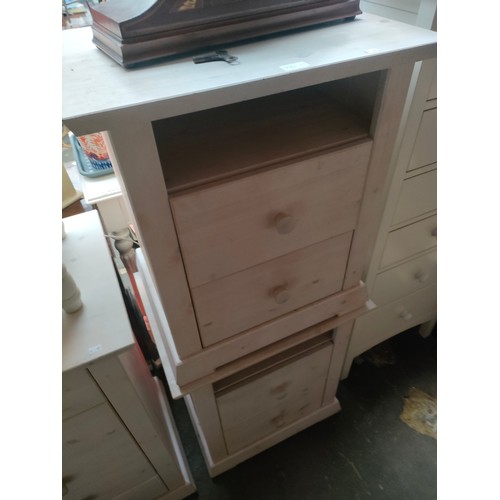 496O - A Pair of light wood bedside chest of drawers