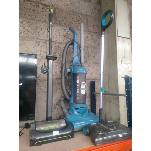 499N - Electrolux hoover, GTECH Hoover and Shark carpet cleaner