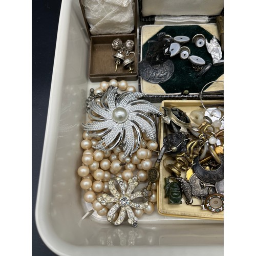 25J - A Tray of mixed jewellery and collectable odds to include white metal Dutch figure, Sterling silver ... 