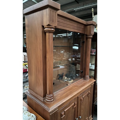 133 - Antique style column display cabinet.