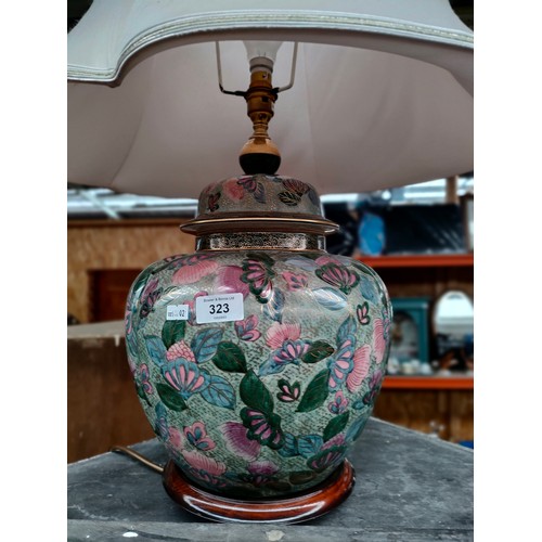 323 - Large Oriental themed table lamp