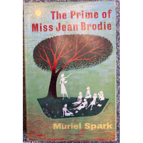 861 - A Collection of Six Classic Vintage Books to Include The Prime Of Miss Jean Brodie with cover, Murie... 