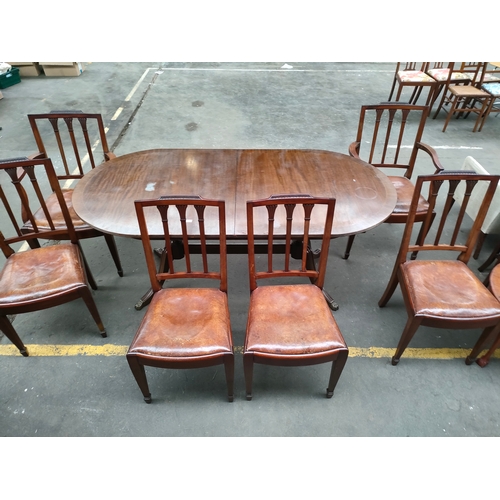 394 - Antique mahogany table and 6 chairs