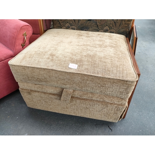 433D - Modern suede storage stool