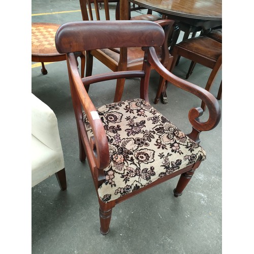 432A - Antique chair  on turned legs and carved sides