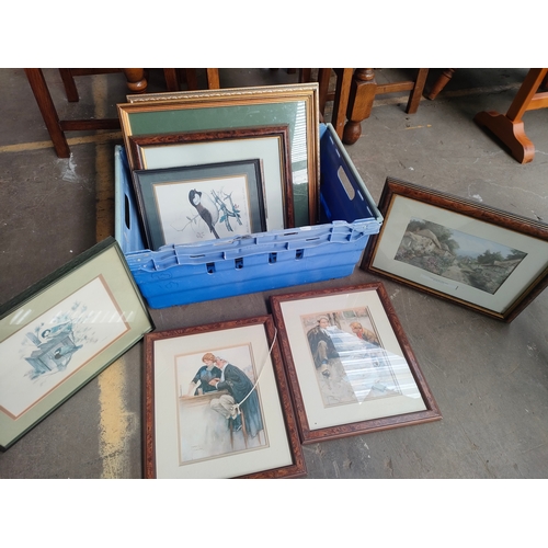 446O - Box of mixed vintage prints etc