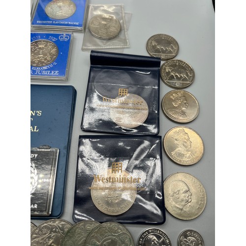 63 - A Collection of various coins to include Royal Australian Mint silver queen mother coin, Silver Kook... 