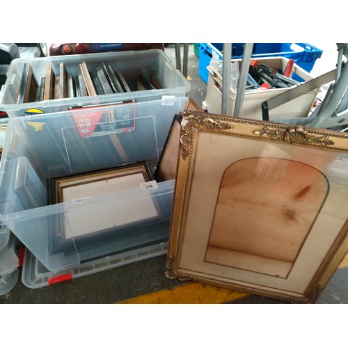 316 - Two boxes of antique and vintage frames.