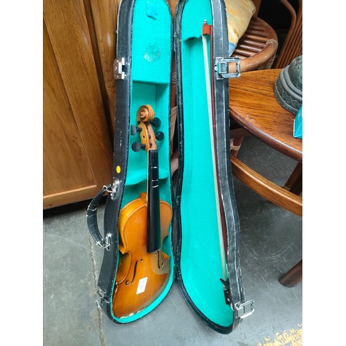 365A - Vintage violin in fitted case with bow