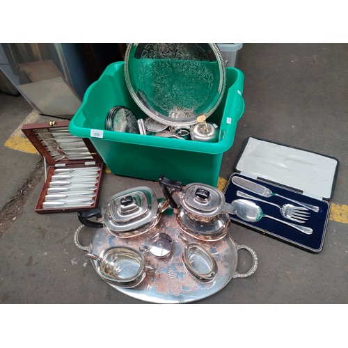 370 - Box of silver plated ware to include Sheffield tea service, silver plated gallery tray and boxed cut... 