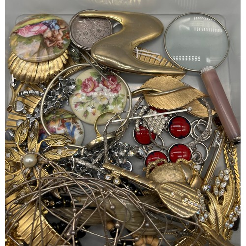 57 - Tray of costume jewellery to include 925 silver ring, silver bangle and Silver 1952 cufflinks with I... 