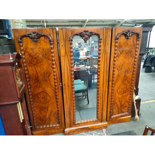 82 - Large Victorian mirror front wardrobe (missing top)