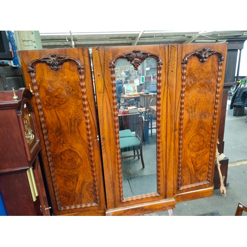 82 - Large Victorian mirror front wardrobe (missing top)