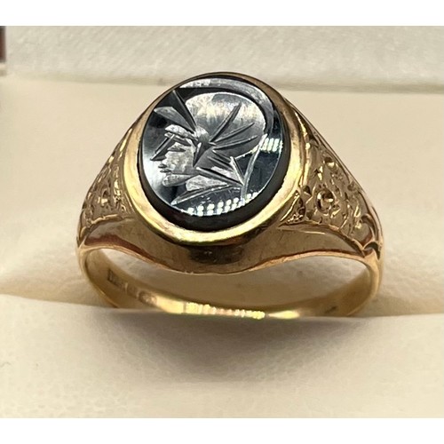 727 - 9ct yellow gold gents signet ring, engraved centurion stone. [Ring size S] [4.19Grams]