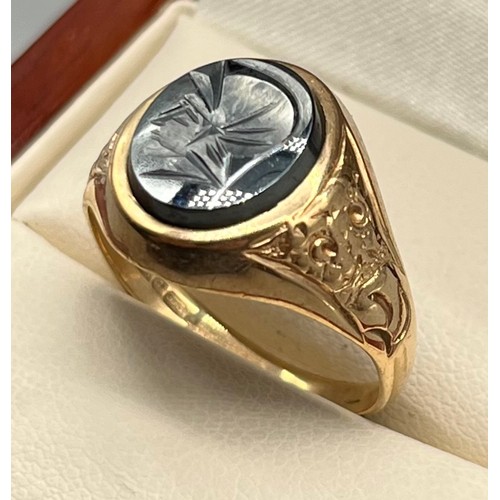 727 - 9ct yellow gold gents signet ring, engraved centurion stone. [Ring size S] [4.19Grams]