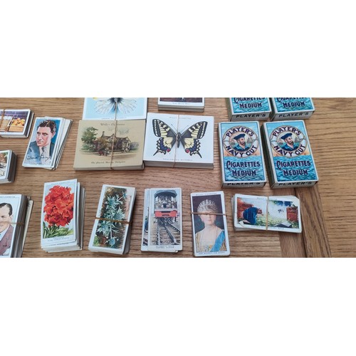 224 - Collection of various Cigarette cards to include Players, Capstan, Craven 'A'- Association Footballe... 